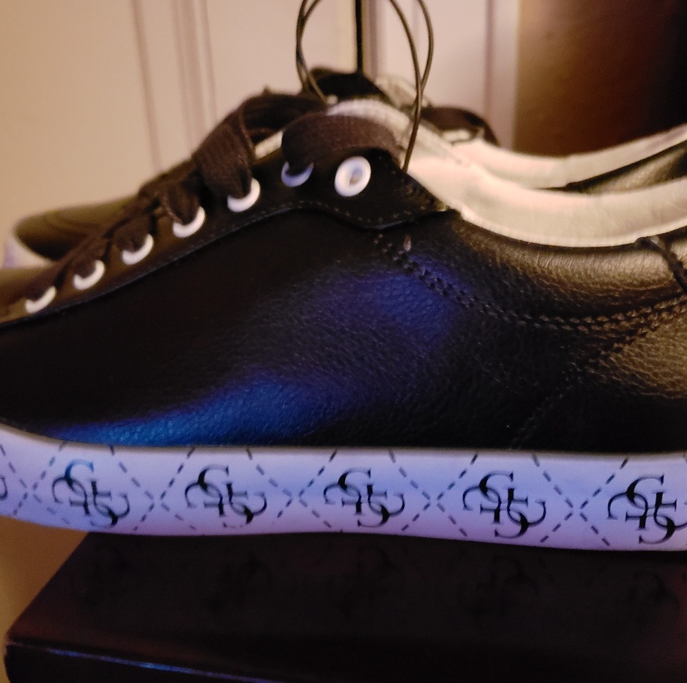 Men  sneakers